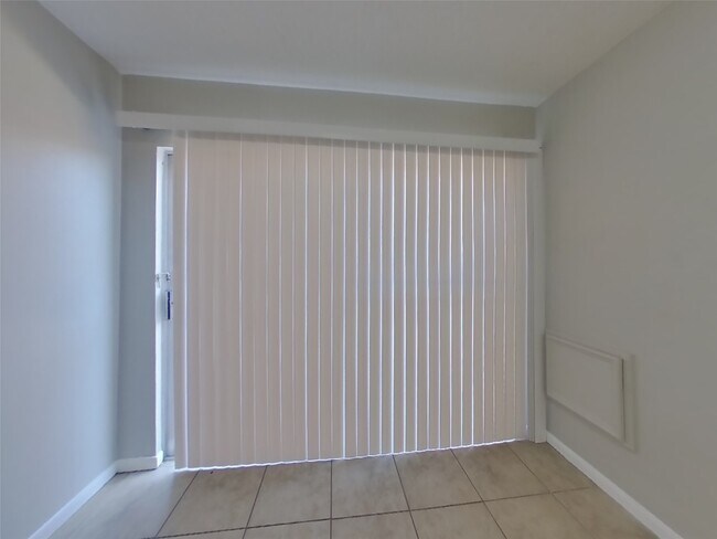 Foto del edificio - 6807 Enns Ln