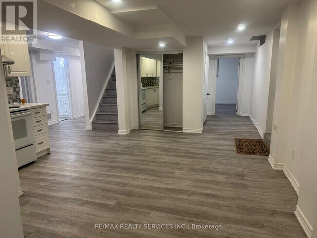 Photo du bâtiment - 20 Driscoll Dr