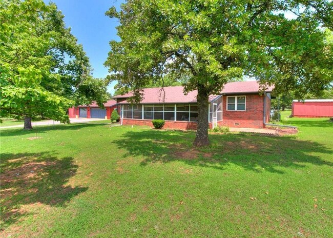 Foto del edificio - 11500 Canyon Oaks Dr