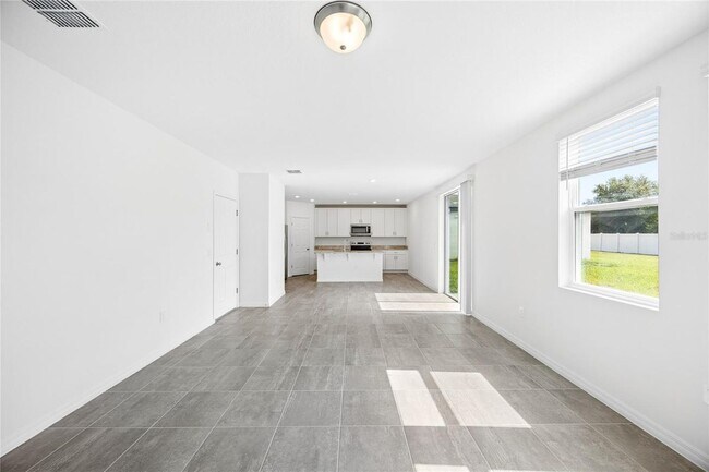 Foto del edificio - 2339 White Tail St