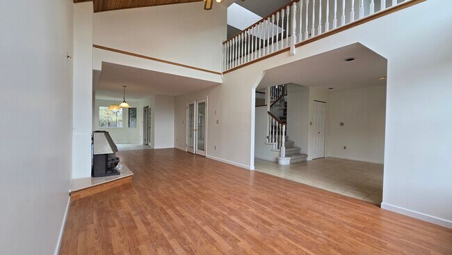 Building Photo - 4471 Westminster Hwy