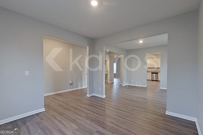 Foto del edificio - 3470 Bridgewood Dr