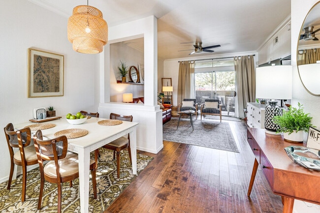 Building Photo - 5335 E Shea Blvd