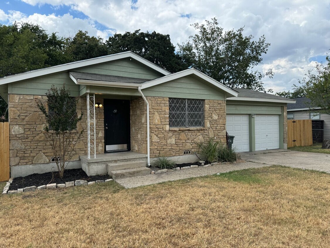 Foto principal - Great 3/2 House In Quiet Area