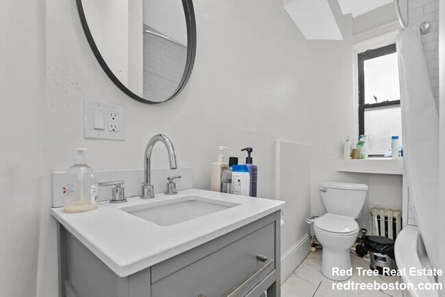 Foto del edificio - 868 Huntington Ave