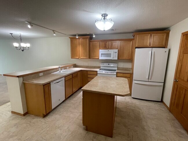 Foto del edificio - 2916 Kentville Dr