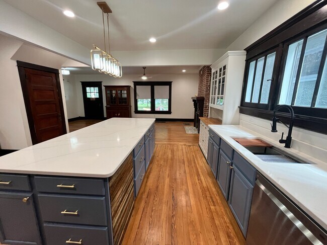 Foto del edificio - 4114 S 2nd St