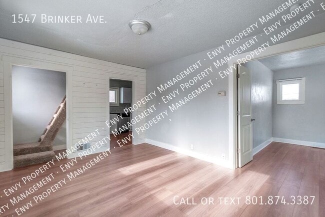 Foto del edificio - 1547 Brinker Ave