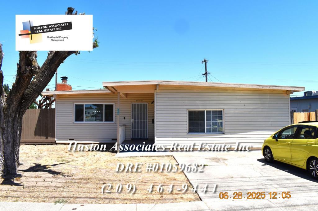 Primary Photo - 535 W North St