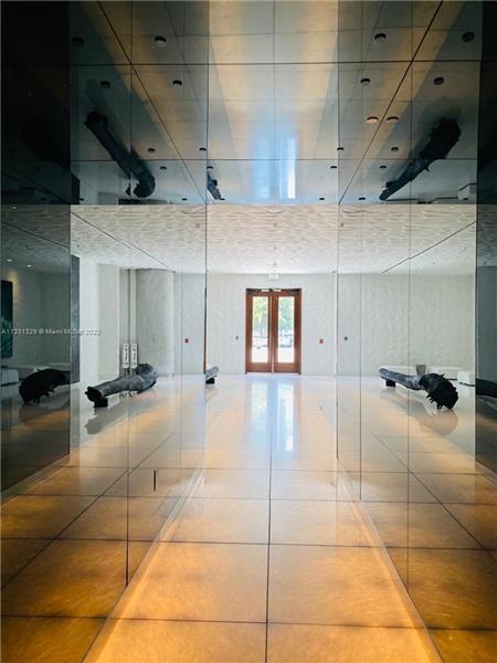 Foto del edificio - 1300 S Miami Ave