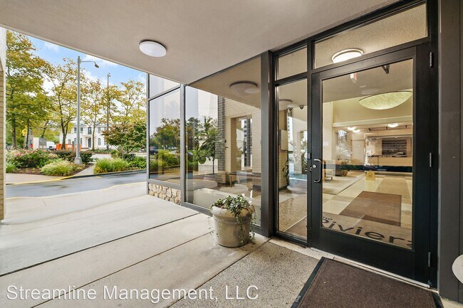 Foto del edificio - 1 br, 1 bath House - 4242 East West Hwy #914