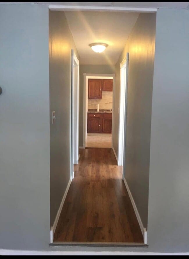 Building Photo - 118 Beechwood Ave