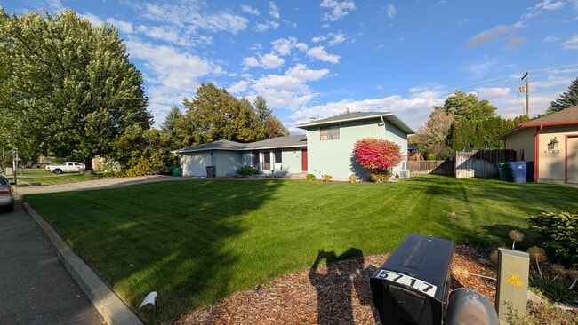 Foto del edificio - 5717 S Ferrall St