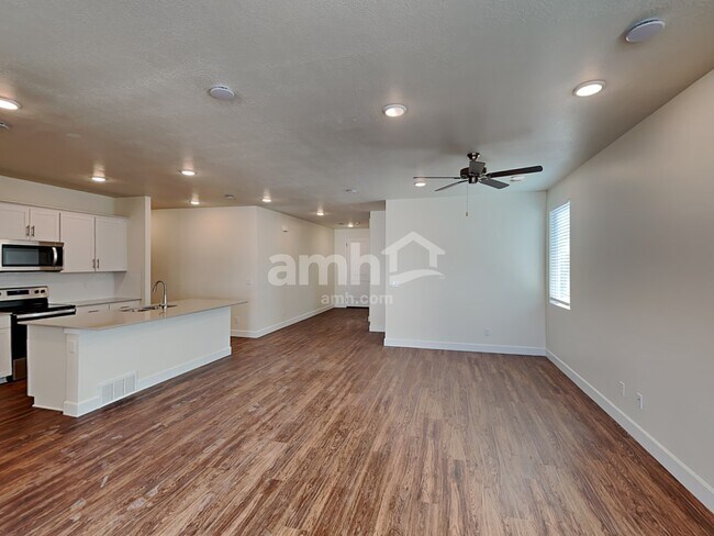 Building Photo - 2686 W 3290 S