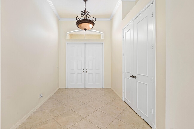 Building Photo - 195 Sedona Way