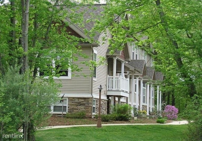 Foto del edificio - 2 br, 2.5 bath Townhome - 3476 Rivers Edge...