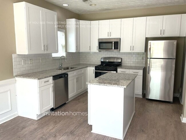 Building Photo - 2023 Dartmoth Way