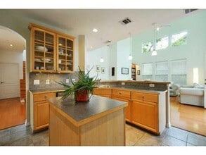 Building Photo - 2647 Kinney Oaks Ct