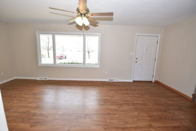 Building Photo - 2 bedroom home in Mishawaka