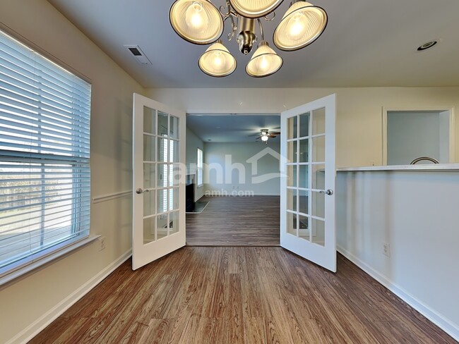 Building Photo - 1608 Brown Owl Dr