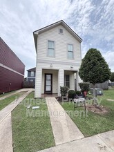Building Photo - 108 Shallowford Dr