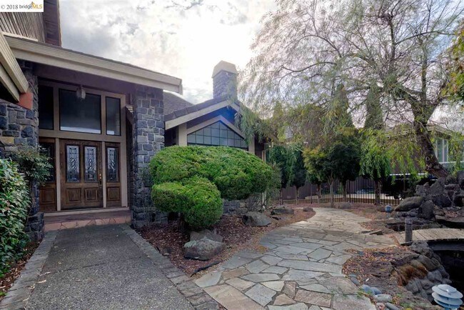 Building Photo - 13407 Campus Dr