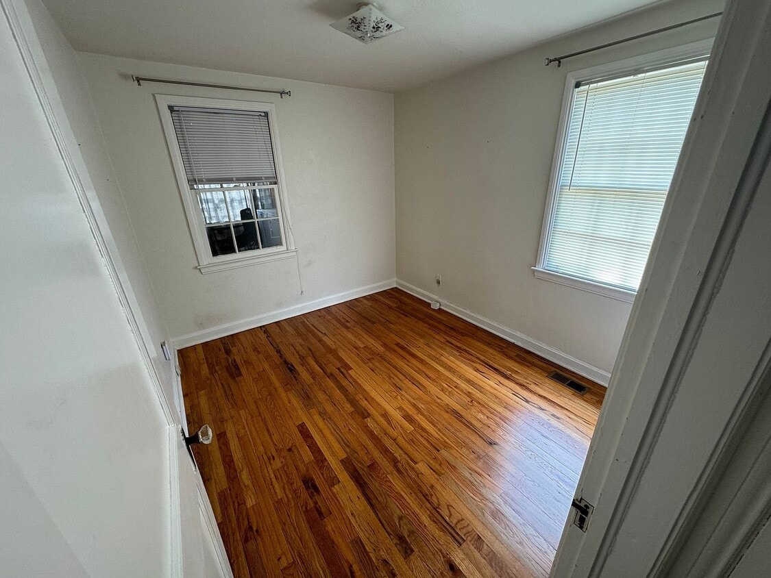 Foto del edificio - 311 E 58th St