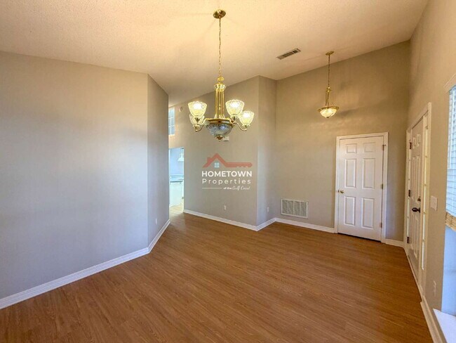 Building Photo - 7903 Cayenne Way