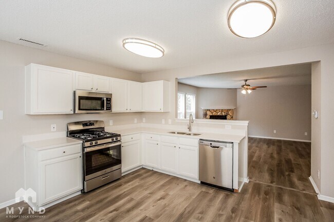 Building Photo - 12305 Bearsdale Dr