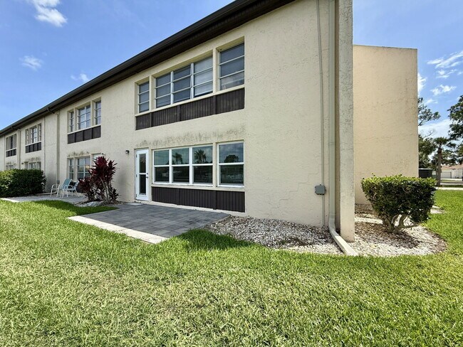 Building Photo - 4533 Marine Pkwy