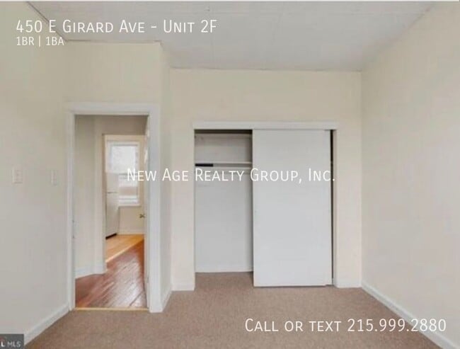 Foto del edificio - 450 E Girard Ave