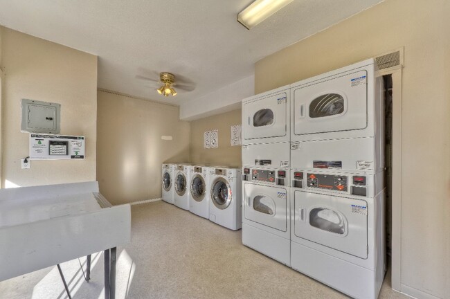Building Photo - Choose a Happy Place to Live! Call 8a-8p.