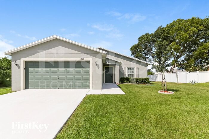 Foto principal - 1750 SW Hampshire Ln