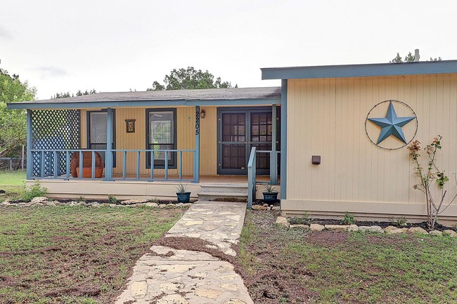 Building Photo - 3 br, 2 bath House - 2205 Potters Creek Rd