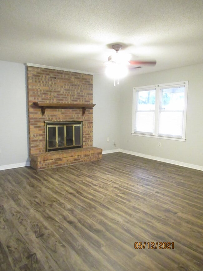 Building Photo - 6040 Acton Rd