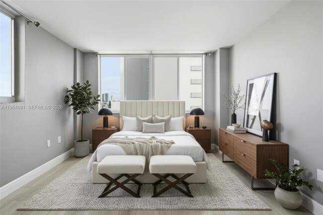 Foto del edificio - 1345 Lincoln Rd