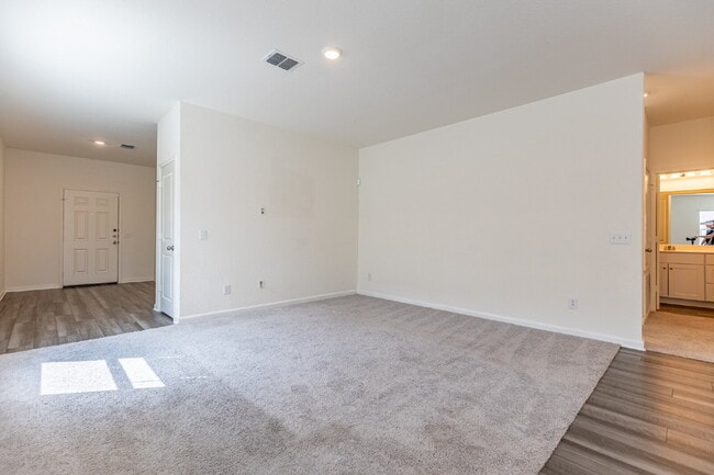 Building Photo - 12843 Cygnus