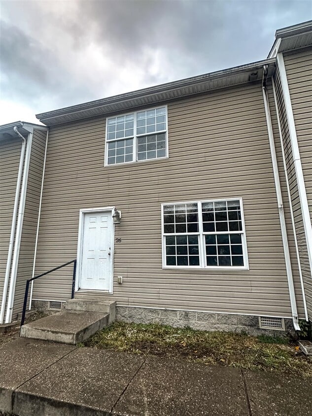 Primary Photo - 1225 N Lee Dr