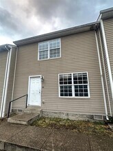 Building Photo - 1225 N Lee Dr