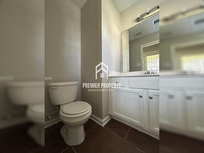 Foto del edificio - 4347 Barry Meadows Cove