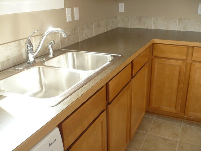 Foto del edificio - 1110 NW 27th St