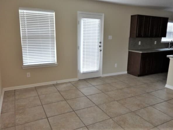 Building Photo - 20719 Dickinson Manor Ln