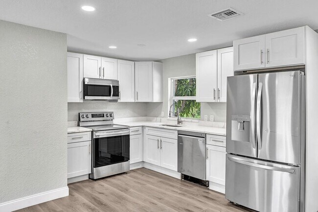 Foto del edificio - 2511 NW 1st St