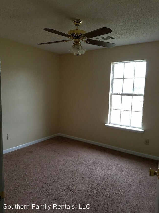 Foto del edificio - 3 br, 2 bath House - 718 Macey ST