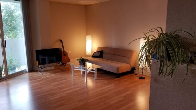 Foto del edificio - 601 W 11th Ave
