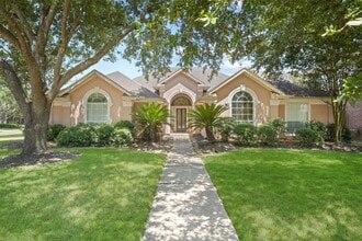 Building Photo - 6803 Rhodes Ct