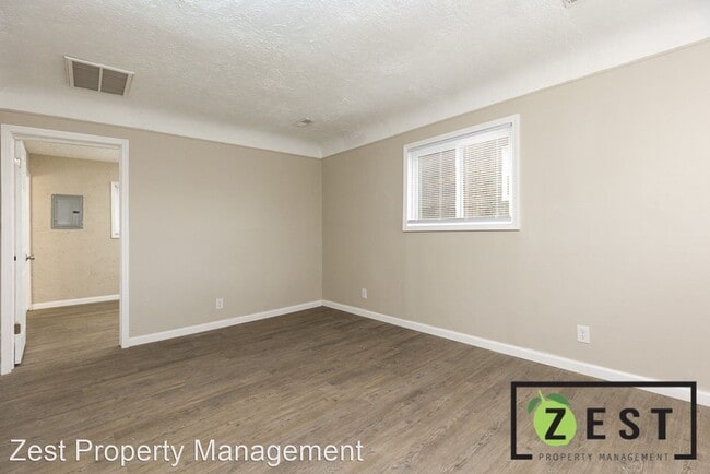 Building Photo - 1 br, 1 bath Apartment - 564 - 566 Marquet...