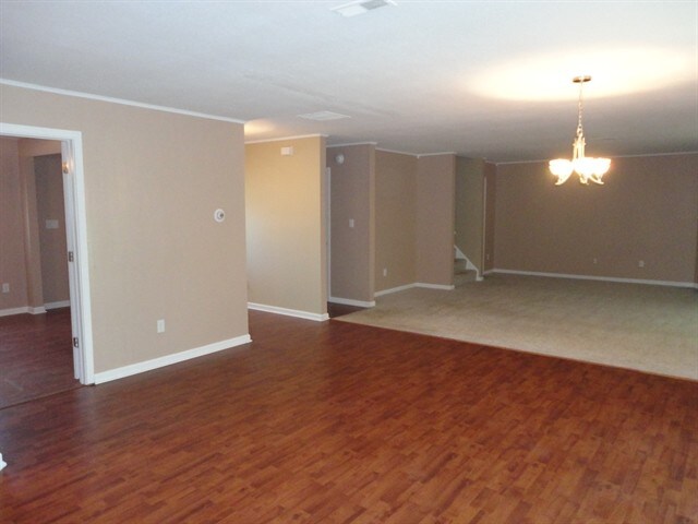 Foto del edificio - 6282 Briargate Dr
