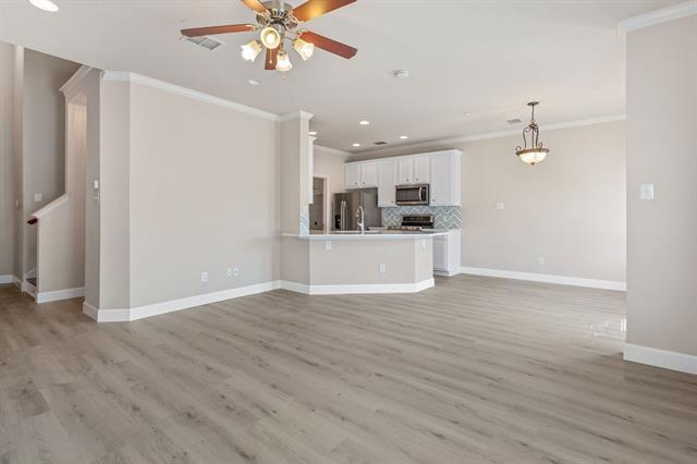 Building Photo - 8727 Bigelow Dr