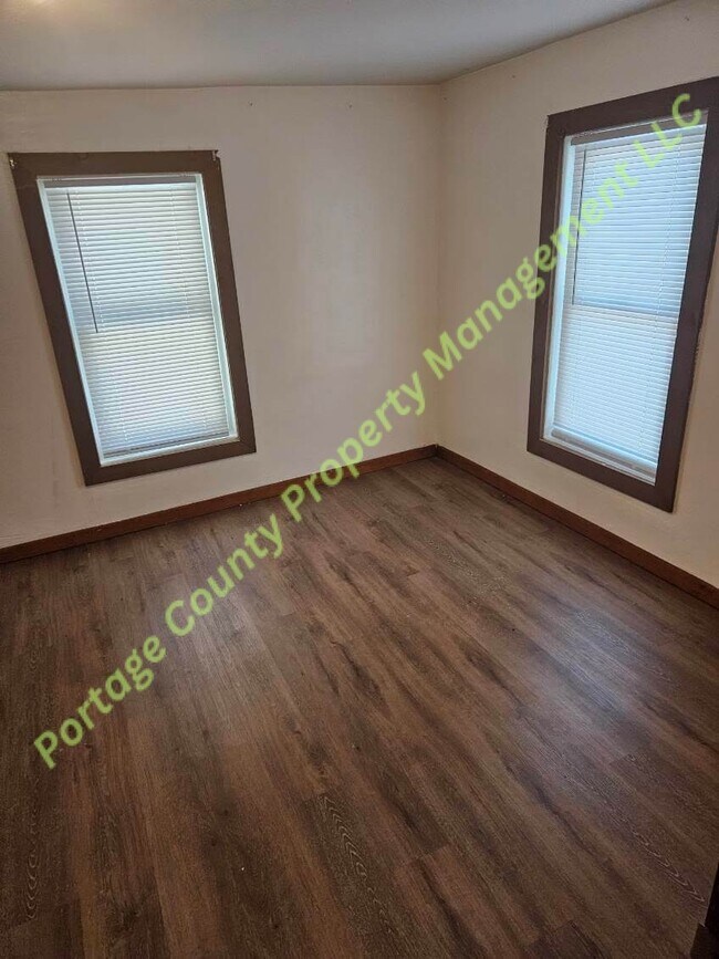 Foto del edificio - 409 Cedar St